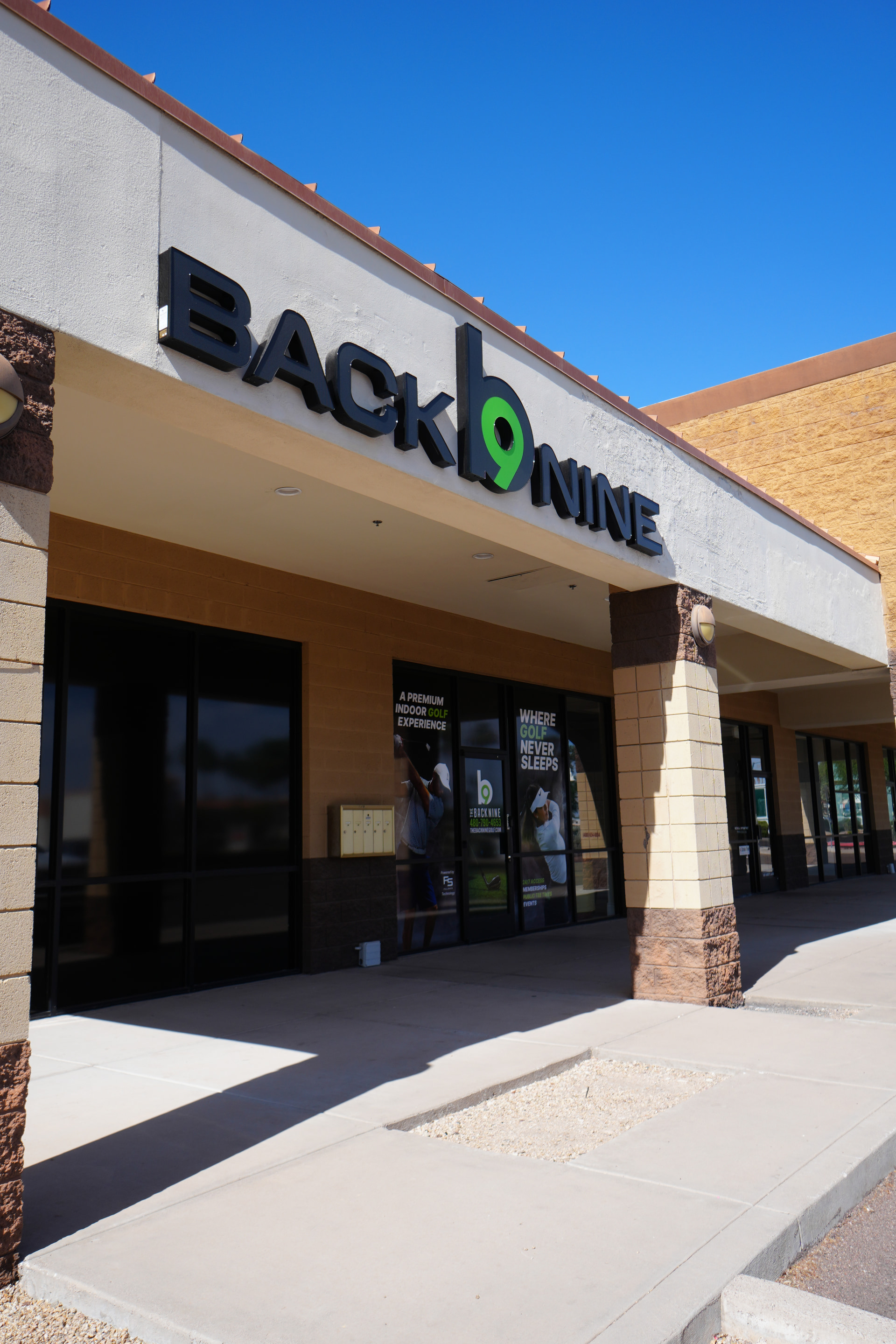 Back Nine Golf storefront in East Mesa